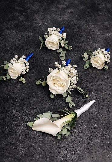 Ivory Rose & Calla Lily Boutonnière Collection