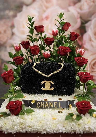 Elegant Black Tribute Arrangement