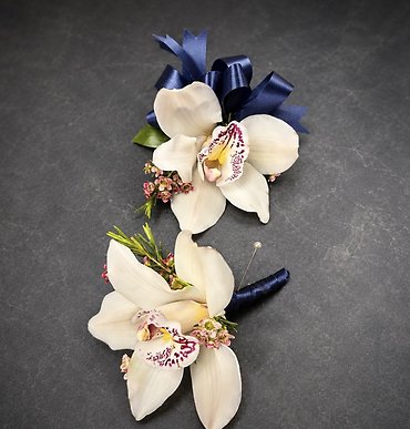 Orchid  Corsage/Boutonnière Set