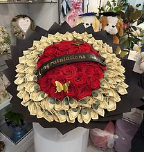 Luxury Money & Rose Bouquet