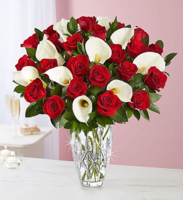 A Luxurious Red Rose & Calla Lily Bouquet