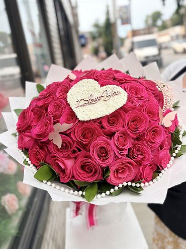 Luxury Pink â??I Love Youâ?? Rose Bouquet